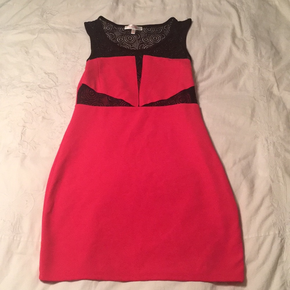 Cocktail pink and black dress with lace